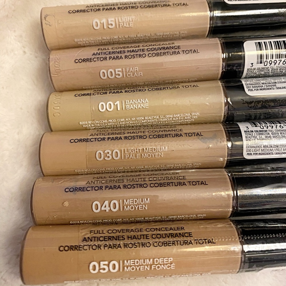 đ REVLON - ColorStay⢠Full Coverage Concealer - Picture 4 of 4
